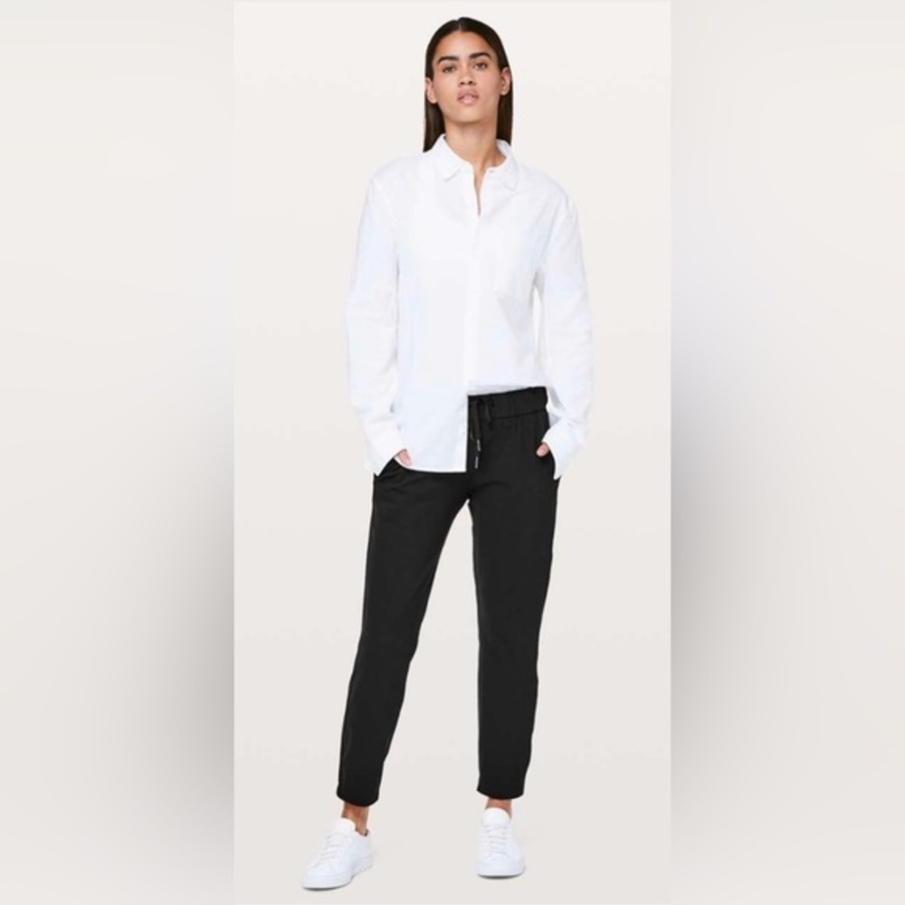 Lululemon On The Fly Pant *28" Black Size 4 Travel